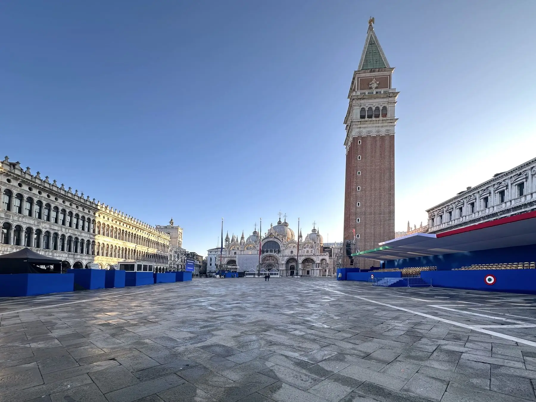 Tribune allestite in Piazza San Marco